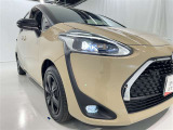 フォグランプ装着車です。暗い夜道の車両前方を明るく照らします