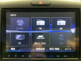 CD/DVDの再生はもちろん、ミュージックラック(録音機能)で、お手持ちのCDが録音できます。