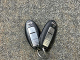 【インテリジェントキー】広い駐車場でどこに止めた分らない時!リモコンスイッチボタンを押すとクルマがピッと音とハザードランプで応えてくれます!