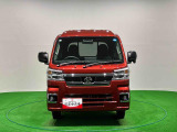 ビッグキャビンとリクライニングシートを採用,乗用車感覚の快適さ!仕事はもちろんのこと,買い物などの普段使いから趣味使いまでこなすマルチプレイヤー。ジャンボが入荷致しました。