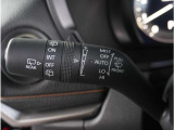 【レインセンサーワイパー】を装備しています。雨量に応じてワイパーの動作を自動で行います。