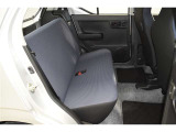 当店は全車『ロングラン保証』付!(1年間、距離無制限 HV車はHV保証付) 別途延長保証もご用意しております♪ ぜひ現車を確認にご来店ください