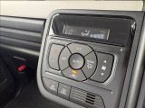 オートエアコンで車内でも快適に過ごすことができます。