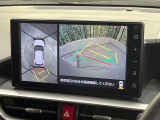【パノラミックビューモニター】専用のカメラにより、上から見下ろしたような視点で360度クルマの周囲を確認することができます☆死角部分も確認しやすく、狭い場所での切り返しや駐車もスムーズに行えます。