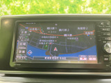 地図上に現在地や周辺道路、施設名が表示され、目的地までのルート確認に役立ちます。縮尺や表示を画面から選べるため、慣れない場所へのお出かけにも便利です。