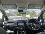 視界広々で運転しやすいインパネ