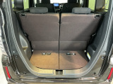 開口部が広くて低いから、重い荷物もスムーズに。毎日の暮らしに寄り添う使い心地を形にしました。荷物を載せるたび、その便利さを実感していただけるはずです。