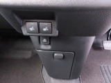 運転席と助手席にはシートヒーターも付いています!