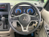 【ステアリングスイッチ】運転中、前方から目線をそらすことなく、オーディオ等の操作が可能な便利機能!安心&快適なドライブを演出してくれます♪