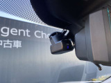 日産純正のドライブレコーダー付き。ナビ画面で録画データを確認できます。