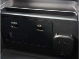 【USB接続】USB接続も可能です。スマートフォンと連動して音楽も再生可能です。