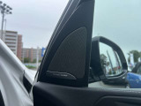 BMWを熟知したメカニックによる、360度の納車前点検。ドイツ本国と同様の教育・訓練を受けたメカニックが徹底的に点検、整備した後にお客様にお引渡しします。
