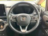 【純正革巻きステアリング】上質な革を使用することで、手にしっかり馴染みとても運転しやすいハンドルです♪