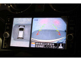 純正のマルチビューカメラが装備されています!上から見下ろしたような視界のカメラが駐車をサポートします!