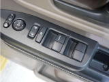 ◆パワーウィンドウスイッチ◆運転席から全席の窓の開閉操作を行うことが出来いつでも換気ができます!