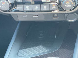 ワイヤレス充電機能付き