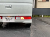 後続車からの視認性も良くスタイリッシュなテールランプを採用しています