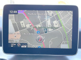 ●ベンツ純正ナビ:一体感のあるナビは、高級感ある車内を演出してくれます。Bluetooth再生などオーディオ機能も充実しておりますので、運転もより楽しめます♪