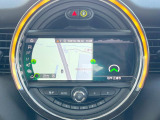 ●純正ナビ:一体感のあるナビは、高級感ある車内を演出してくれます。Bluetooth再生などオーディオ機能も充実しておりますので、運転もより楽しめます♪