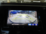 バックカメラの画像です。ガイドラインがスムースな車庫入れをサポートいたします。車庫入れの安心感がアップしますね。