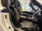 当社試乗車アップのロードスターRF入庫です♪ナビ、ETC装備済み!手厚いディーラー保証付きのお車ですので、ご安心してご検討下さい♪