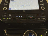 お好みの温度に設定すれば、車内の温度を検知し自動で調整してくれるオートエアコン!暑い、寒いと何度もスイッチを操作しなくても済みます☆☆