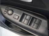 ◆パワーウィンドウスイッチ◆運転席から全席の窓の開閉操作を行うことが出来いつでも換気ができます!