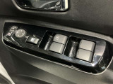 運転席のパワーウインドウ等操作部