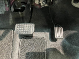 納車後もお客様の快適なカーライフをしっかりサポートさせていただきます!滋賀県内に13か所ある滋賀ダイハツの店舗にはサービス工場が併設されておりますので、アフターフォローも安心です!