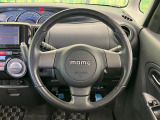【MOMO製革巻きステアリング】上質な革を使用することで、手にしっかり馴染みとても運転しやすいハンドルです♪