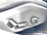 【運転席パワーシート】リクライニングからシートリフターまで、スイッチ一つで簡単にシートの微調整が可能!自分に最適なシートポジションにセットして、快適なドライブをお楽しみください。