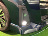 LEDフォグランプ(LEDイルミネーション付き)が LEDの明るい光が霧の発生や悪天候時に視界確保をサポートします!