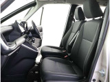 見通しのよいすっきりとした視界で、誰でも運転しやすいです。運転のしやすさは疲れにくさにも繋がりますよ♪