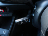 アダプティブクルーズコントロール機能搭載。前方の車両の速度に合わせて車間距離を一定に保ち、自動的にアクセル・ブレーキを調整します。