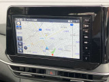 日産純正メモリーナビ付きで、遠くのお出かけの心強い味方です