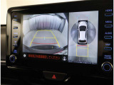バックモニター付なので後退時に後方が見えるので安心。 車は構造上、死角がたくさんなので万が一を考えると必須ですね。 あくまで補助の為の装備、バックは目視で確認する事が重要ですよ。