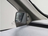 ◆サイドビューサポートミラー◆車の左前の見ずらい所・助手席側のドアの下あたりの見づらい所を映すから、駐車がずっとラクになります。