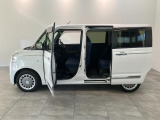 お客様にぴったりなおクルマをお選びいただけますように様々な展示車をご用意致しております!ダイハツの軽自動車だけではなく、他メーカー車やコンパクトカー・ミニバンなども数多く取り揃えております!