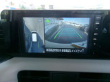 アラウンドビュ-モニタ-装備。上から見下ろしているような映像が表示されるので、車庫入れ時にも安心です!確認しずらい障害物等も視認しやすいですね^^