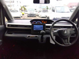 前方が見渡しやすいお車です
