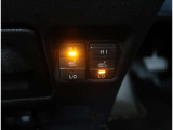 【シートヒーター】寒い日の運転など冷えやすい脚部を快適に温めてくれる。嬉しい機能♪