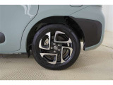 純正15AW!タイヤサイズは185/65R15になります♪