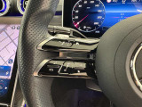 メモリー付きパワーシートが装備されている車両はシートの位置・ドアミラーの角度・ハンドルの位置を3名まで記憶出来ます。