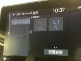 TVが見れるチューナーを装備しています。 新しい車でも付いていないことで、TVが見れない事も多々あるので要チェックです。