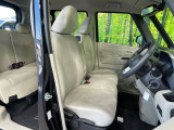 運転席シート廻りは使用感も少なく、良好な状態となっています。丁寧に使われていたことがよくわかりますね。
