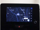 最近の主流ディスプレイオーディオです、スマホと繋いでMAP表示や音楽再生が出来ますよ♪