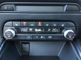 エアコンはオートエアコンです☆快適な空間で運転していただけます☆