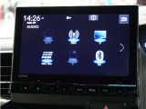 フルオートエアコン搭載。好みの温度に設定するだけで、風向や風量を自動でコントロール!いつでも快適な車内環境に。さらに、体を直接温めるシートヒーター付きで寒い季節も暖かく過ごせます。
