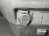 【アクセサリーソケット】車内で様々な電気製品を利用できます。
