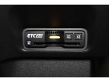 高速道路走行の料金所をノンストップで通過できるETCを装備!※ ETCカードのお申し込みも当社にお任せ下さい!